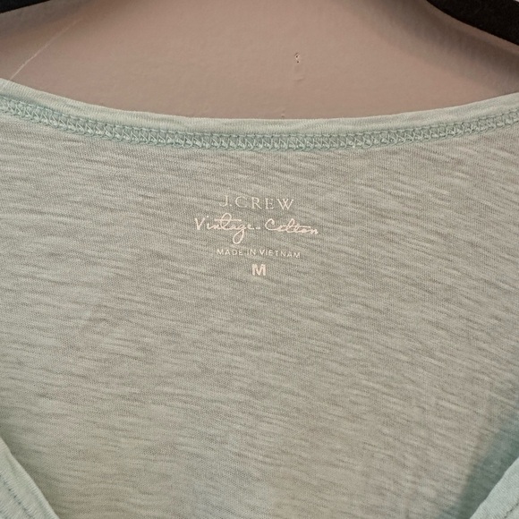 J. Crew Mint Green Fitted Short Sleeve T-Shirt Size M - Picture 3 of 5